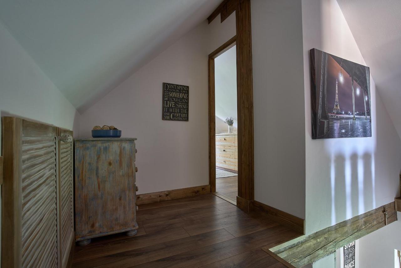 Walnut Tree Cottage Сэчеле Экстерьер фото